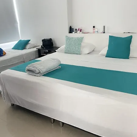 En Makrotours Apartment *